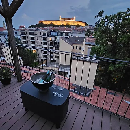 69 - Old Town, 125m2, Free Parking, View Apartment