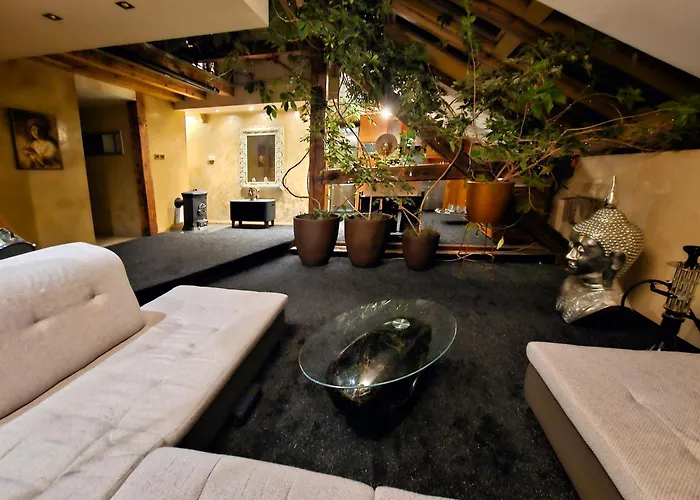 69 - Old Town, 125m2, Free Parking, View Apartman Pozsony